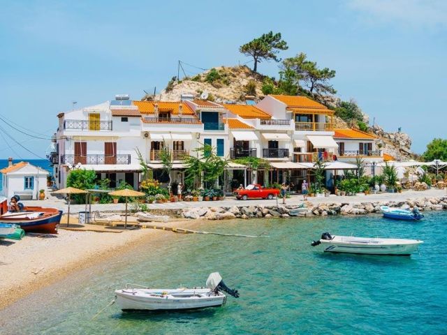 Ege'nin Gizli Cenneti Samos Adası Kuşadası Hareketli ( 3 Gece Konaklamalı Ekonomik )
