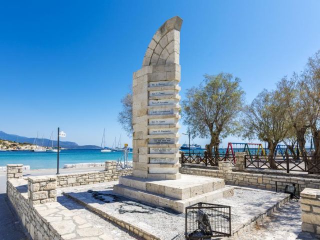 Ege'nin Gizli Cenneti Samos Adası Kuşadası Hareketli ( 3 Gece Konaklamalı Ekonomik )