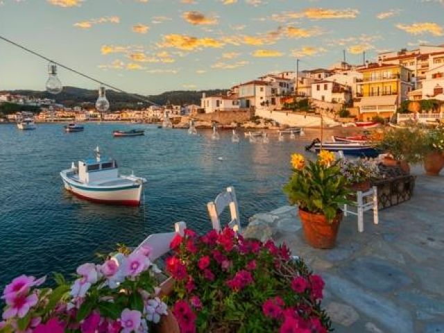 Ege'nin Gizli Cenneti Samos Adası Kuşadası Hareketli ( 3 Gece Konaklamalı Ekonomik )