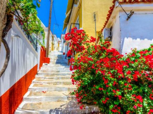 Ege'nin Gizli Cenneti Samos Adası Kuşadası Hareketli ( 4 Gece Konaklamalı Ekonomik )