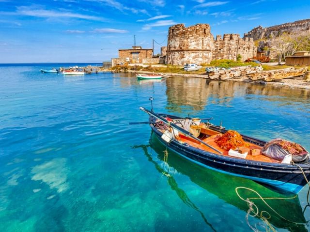 Midilli Turu 2 Gün 1 Gece – Her Çarşamba ve Cumartesi Dikili Limanı Çıkışlı