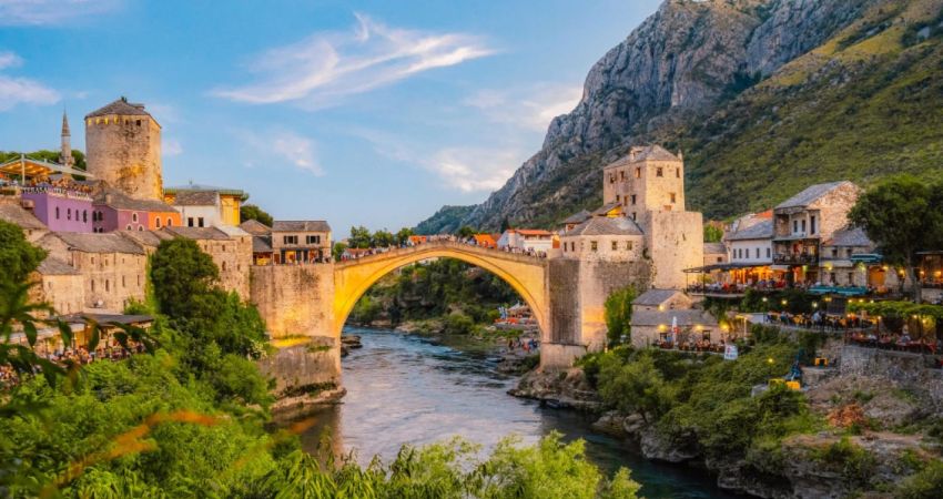 Uçaklı Vizesiz Kosovalı Büyük Balkan Turu İzmir`den Direkt Uçuş (7 Gece Konaklama) Gündüz Çıkışlı