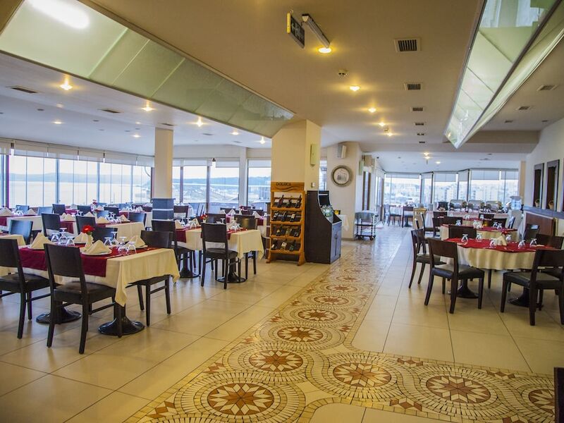 Çanak Hotel