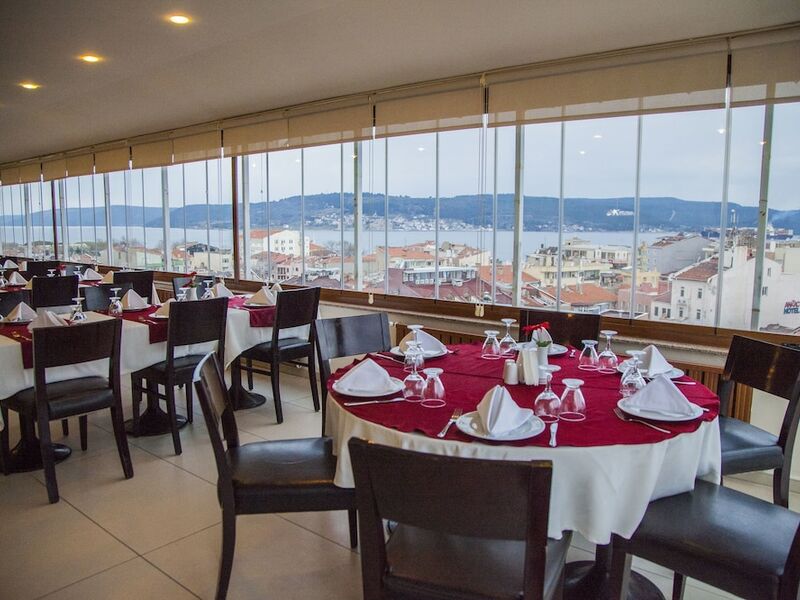 Çanak Hotel