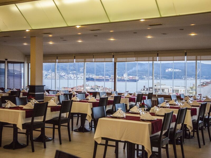 Çanak Hotel