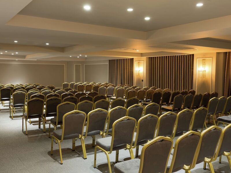 DoubleTree by Hilton Hotel Izmir Airport