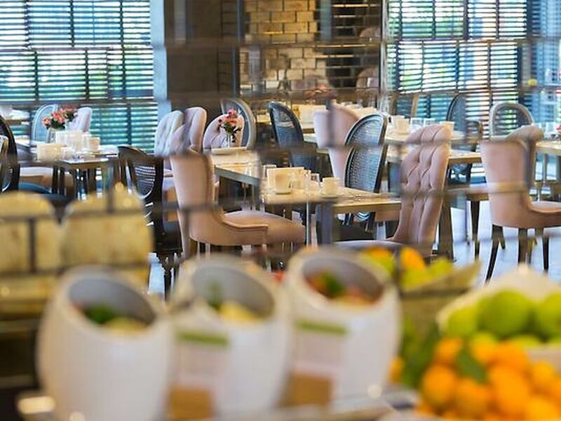 DoubleTree by Hilton Hotel Izmir Airport