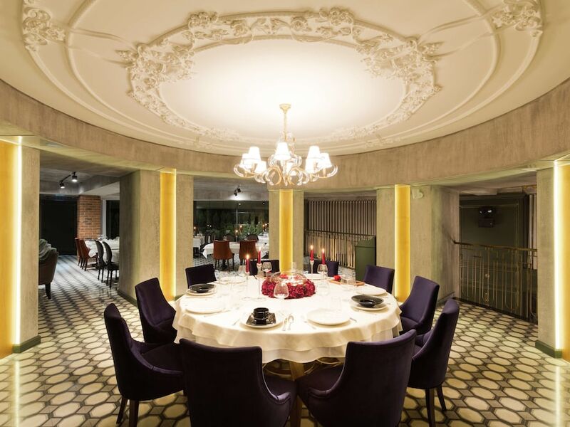 DoubleTree by Hilton Hotel Izmir Airport