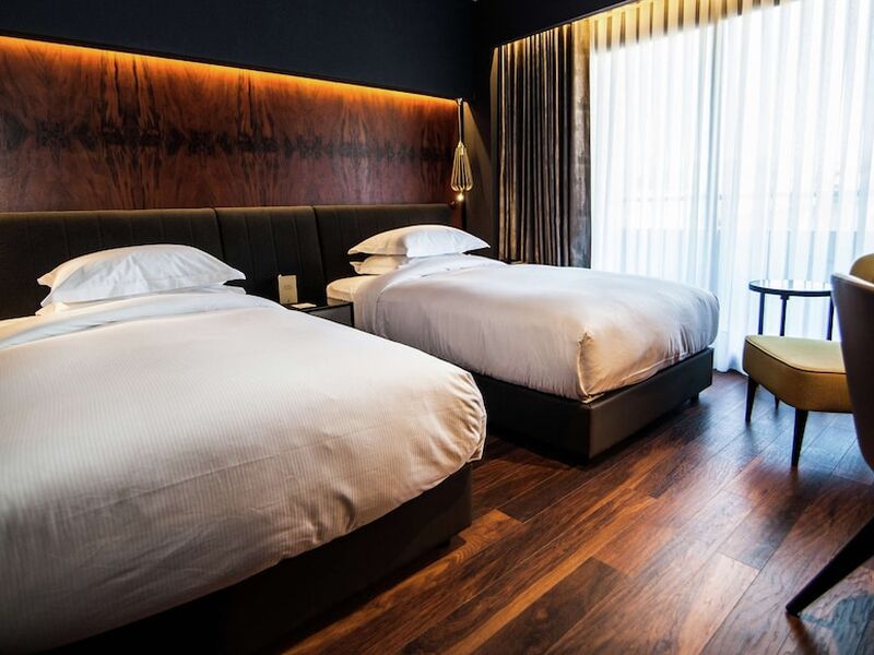 DoubleTree by Hilton Hotel Izmir Airport