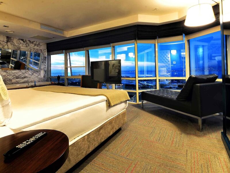 Ramada Encore by Wyndham Izmir