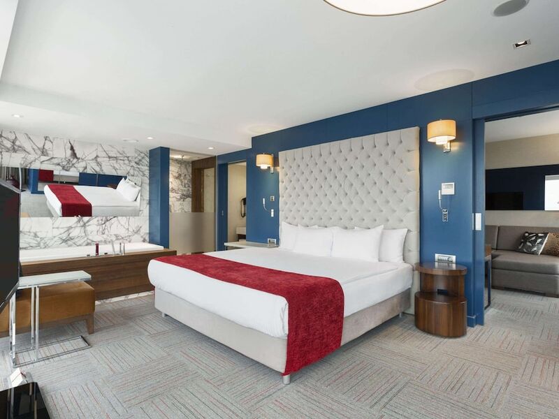 Ramada Encore by Wyndham Izmir