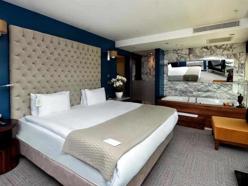 Ramada Encore by Wyndham Izmir