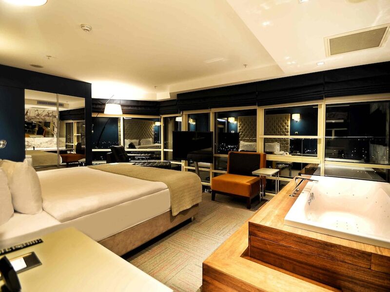 Ramada Encore by Wyndham Izmir