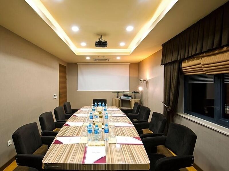Volley Hotel İzmir