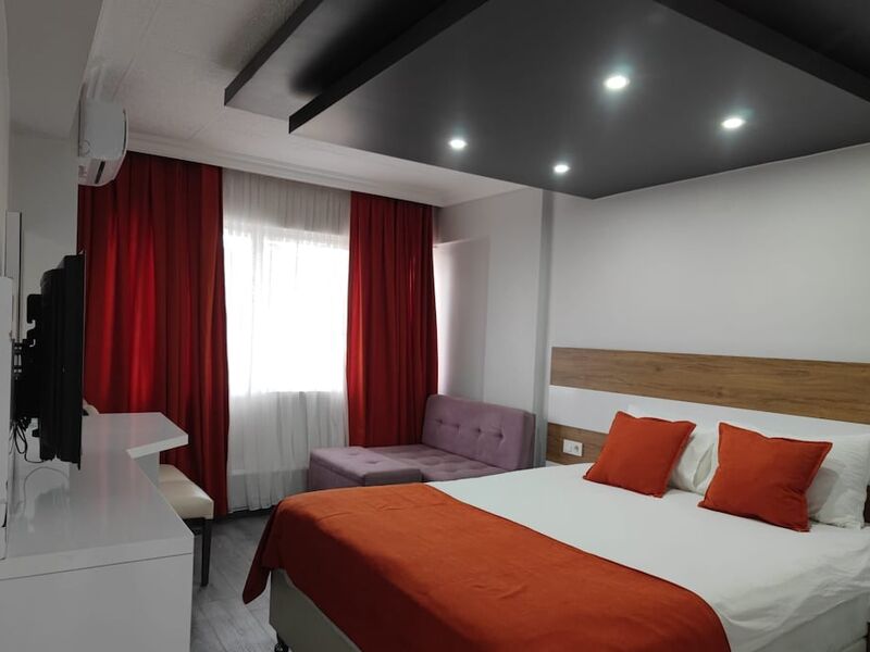 Wox Ew Hotel
