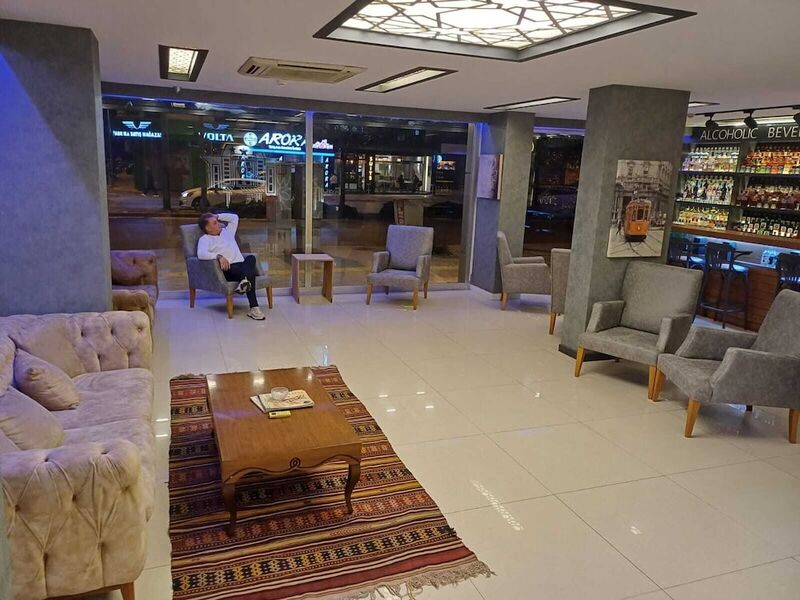 Wox Ew Hotel