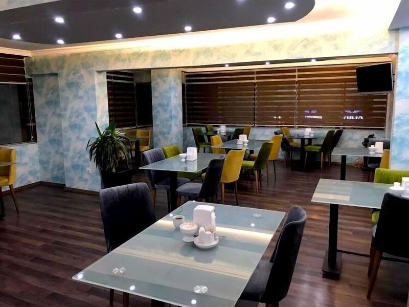 Wox Ew Hotel