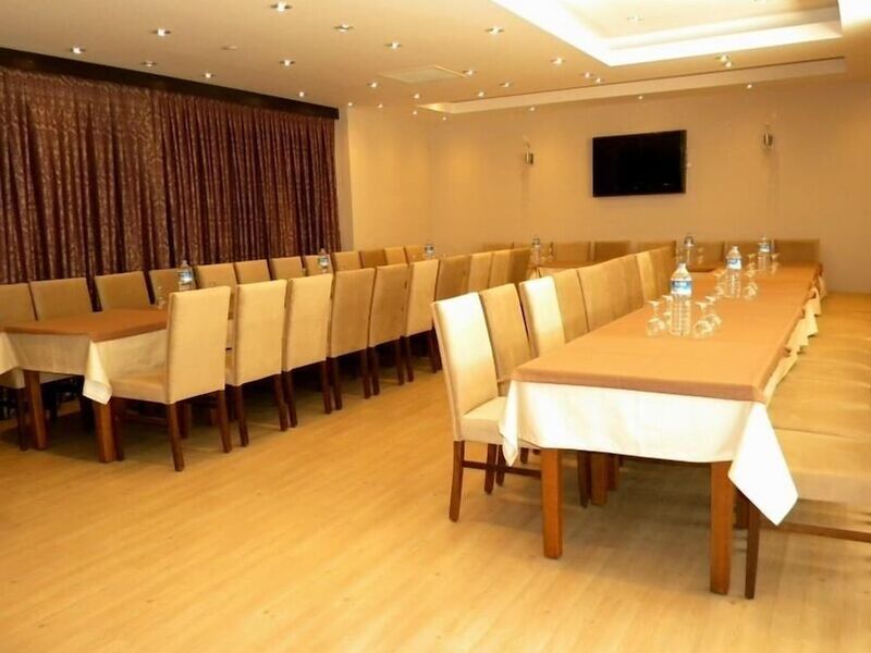 Vesta Fuar Hotel