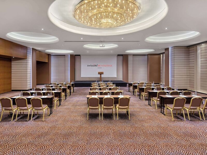 Swissotel Buyuk Efes Izmir