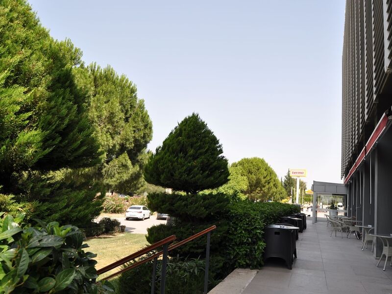 Orty Airport Hotel
