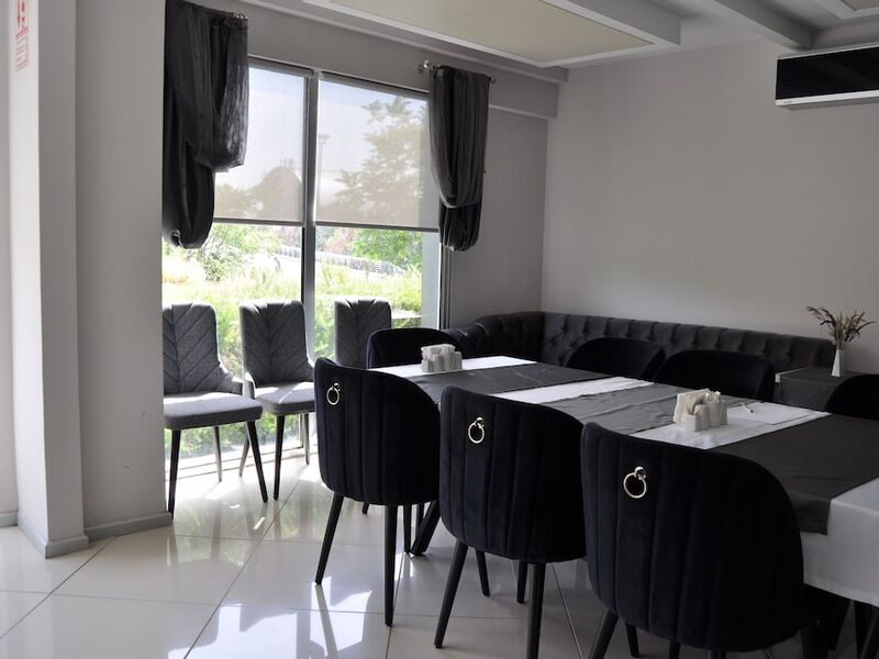 Orty Airport Hotel