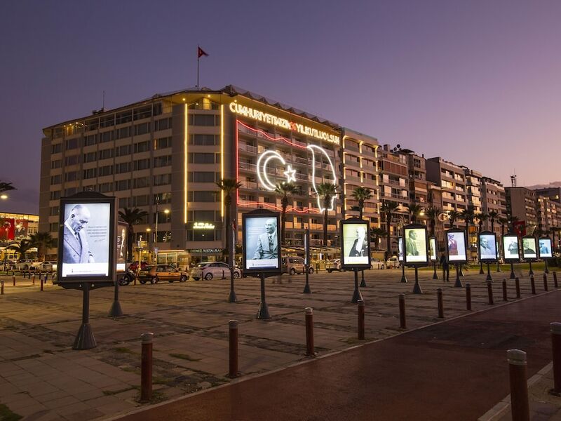 Izmir Palas Otel