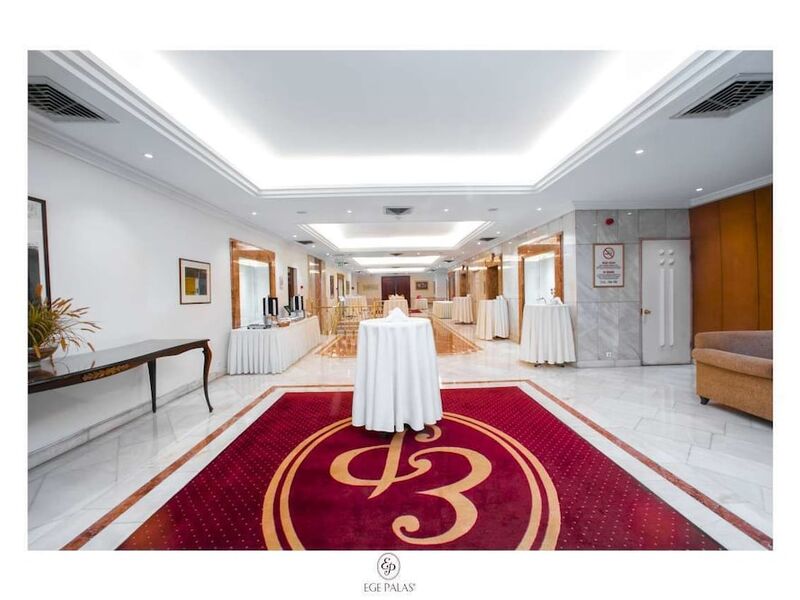 Ege Palas Business Hotel