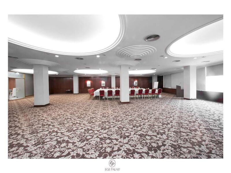 Ege Palas Business Hotel