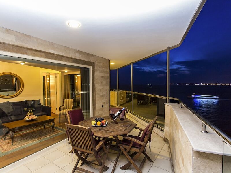 Izmir Palas Otel