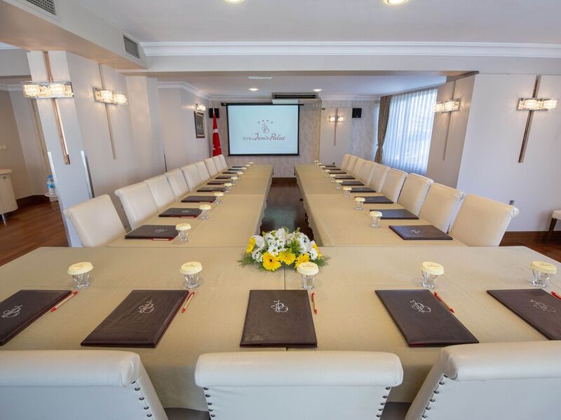 Izmir Palas Otel