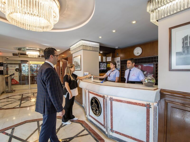 Izmir Palas Otel