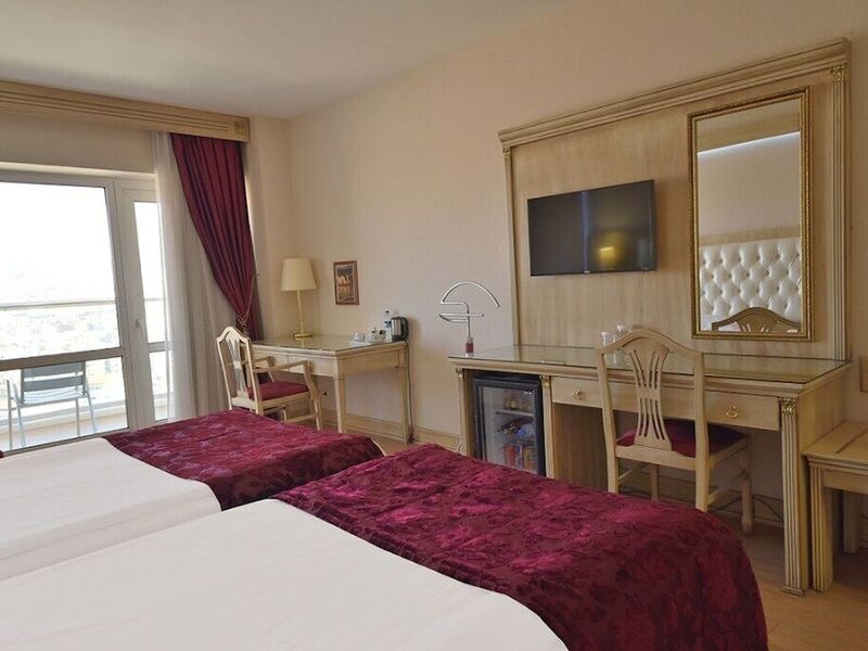 Ege Palas Business Hotel