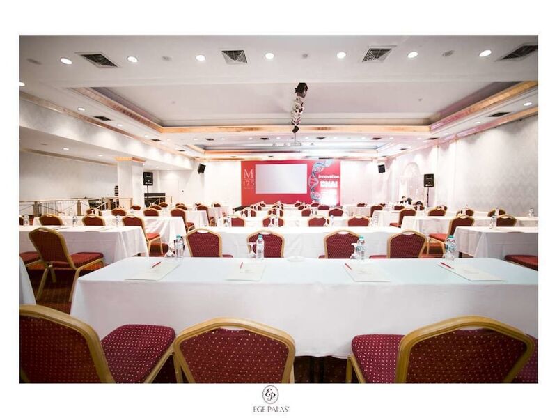 Ege Palas Business Hotel