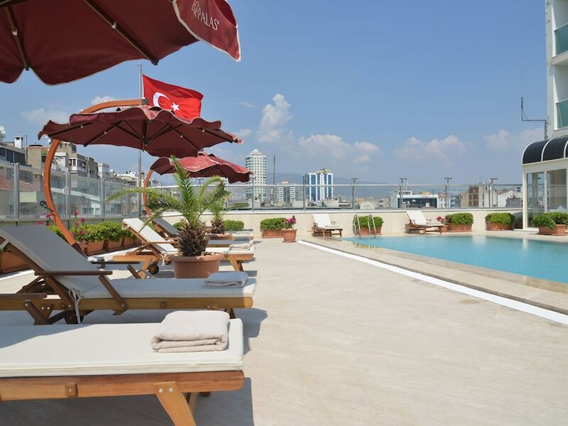Ege Palas Business Hotel