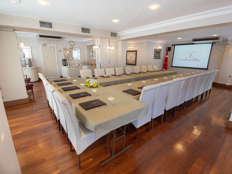 Izmir Palas Otel