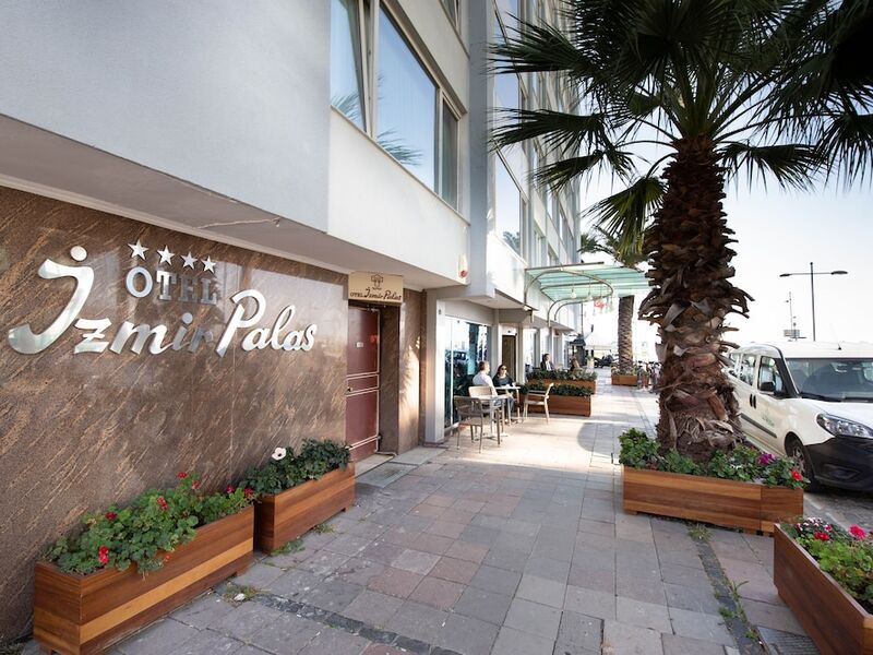 Izmir Palas Otel