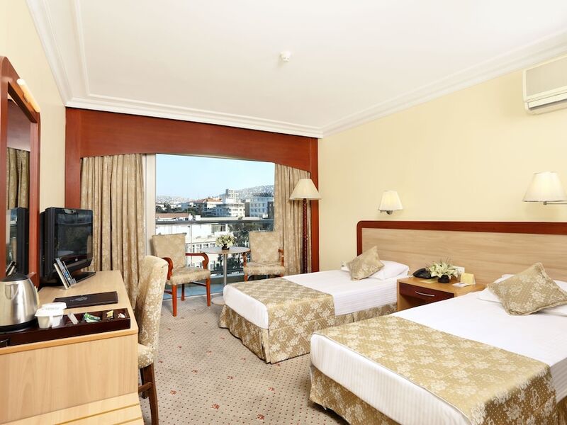 Izmir Palas Otel