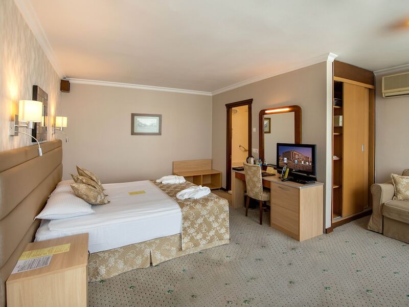Izmir Palas Otel