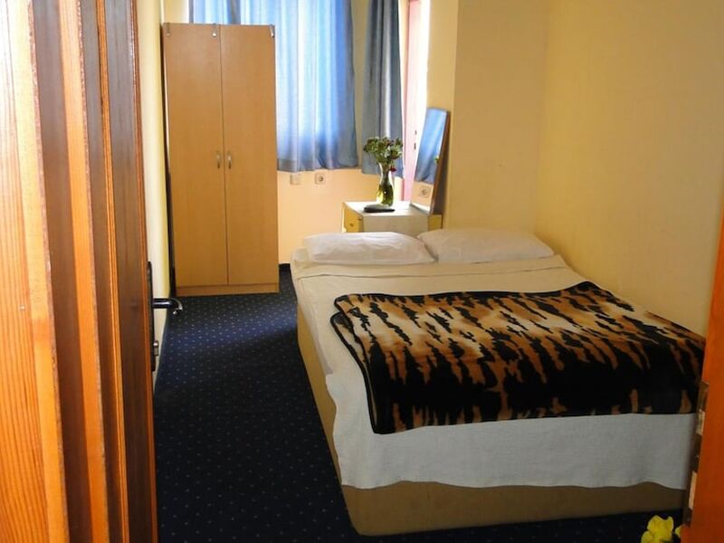Sunrise Hotel