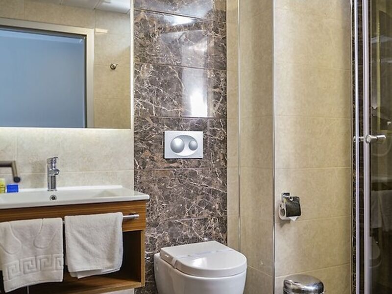 Hakcan Hotel