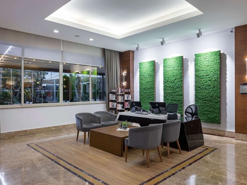 Ramada Resort by Wyndham Lara