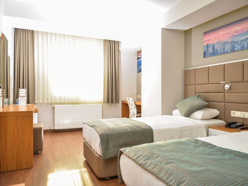 Hakcan Hotel