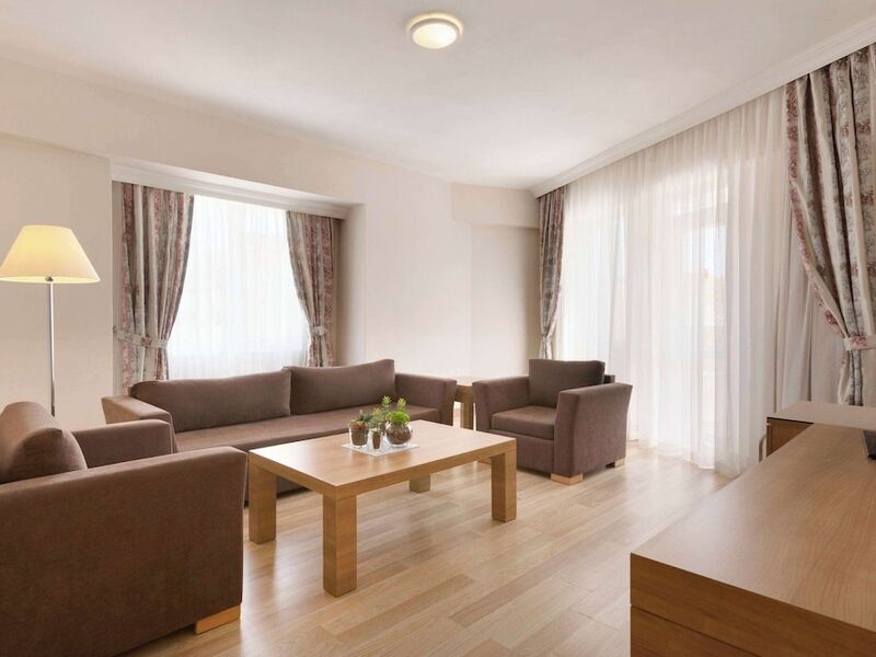 Ramada Resort by Wyndham Lara