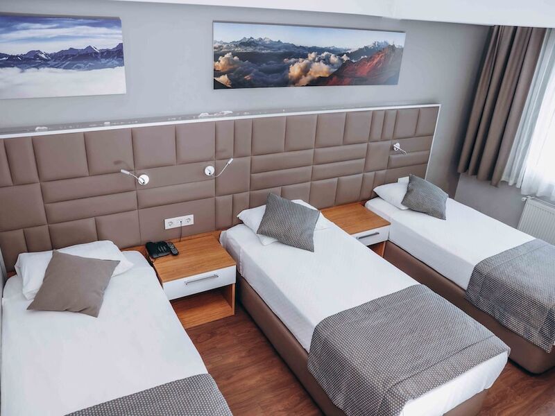 Hakcan Hotel