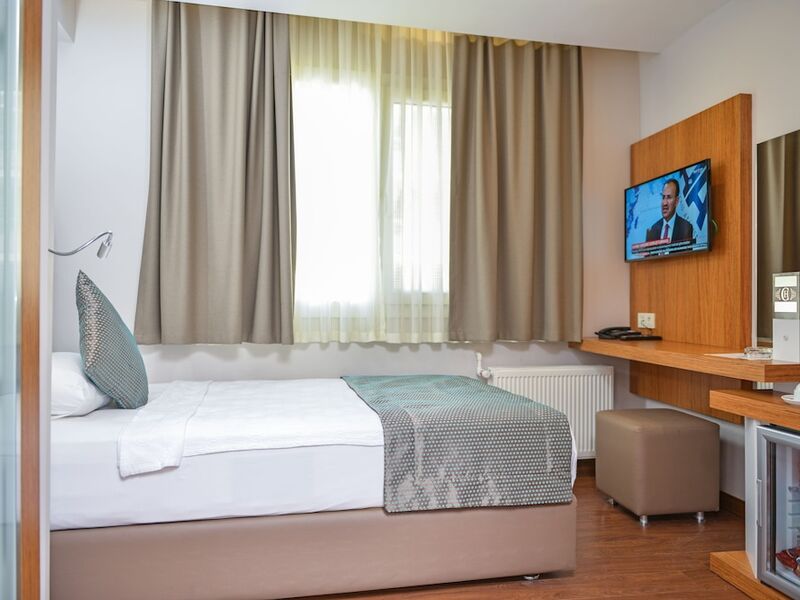 Hakcan Hotel