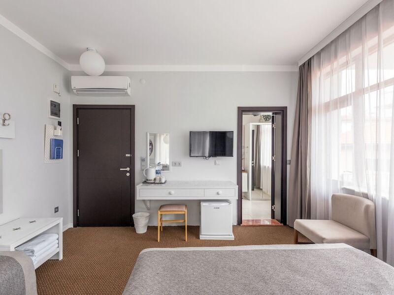 Delight Deluxe Hotel and Spa