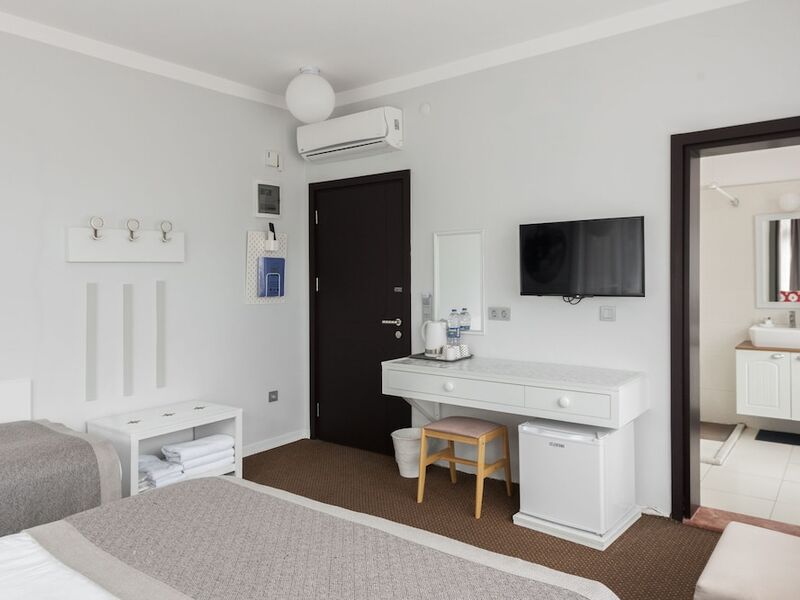 Delight Deluxe Hotel and Spa