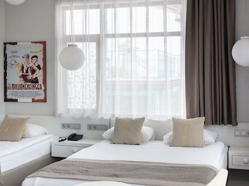 Delight Deluxe Hotel and Spa