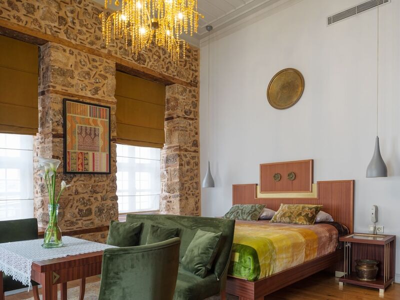 Delight Deluxe Hotel