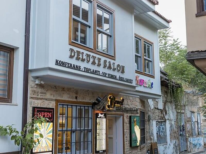 Delight Deluxe Hotel